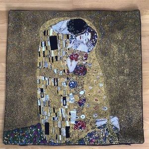 The Kiss Pillow Case